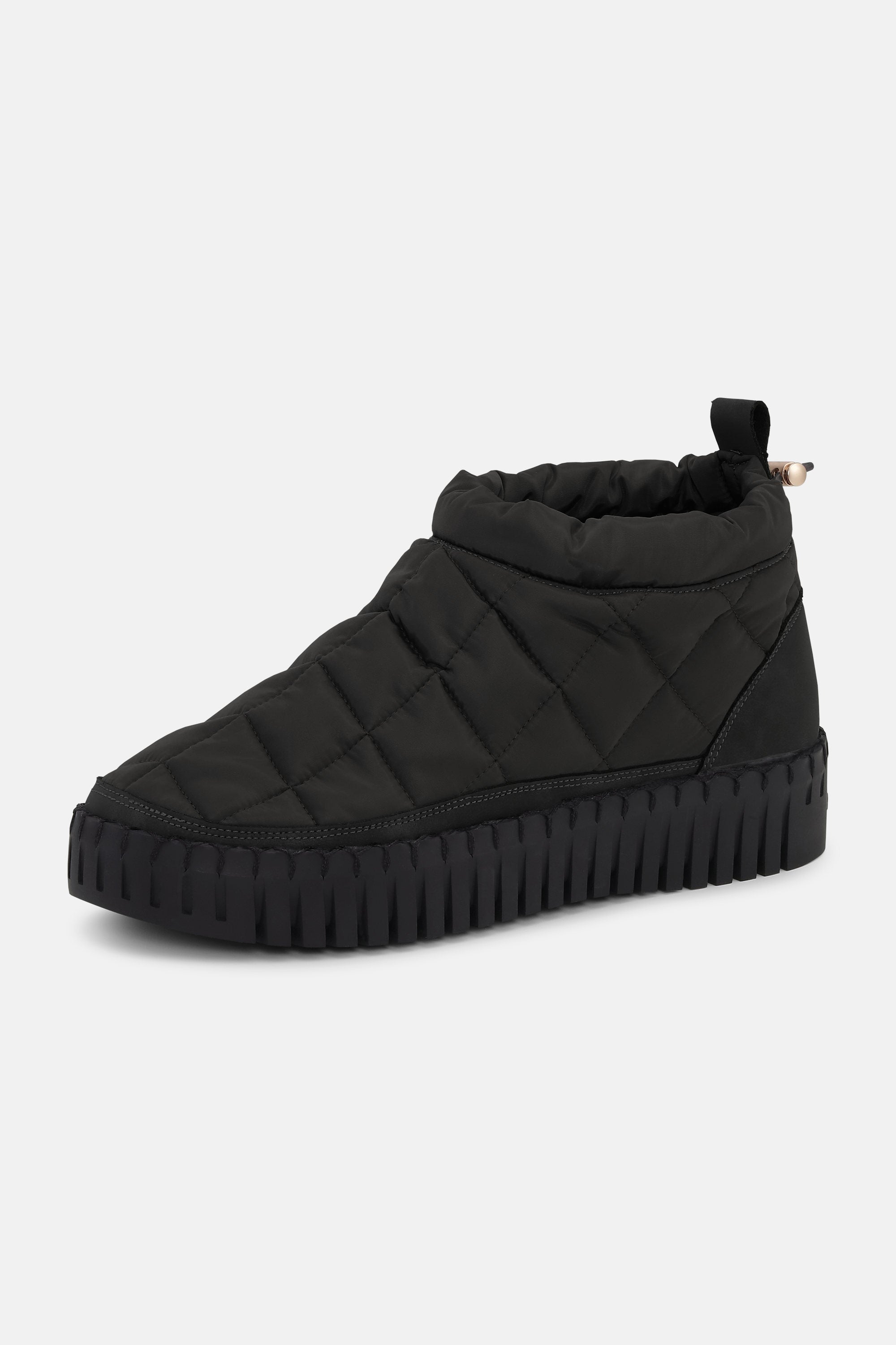 Tulip Low Padded Boot - Black Black